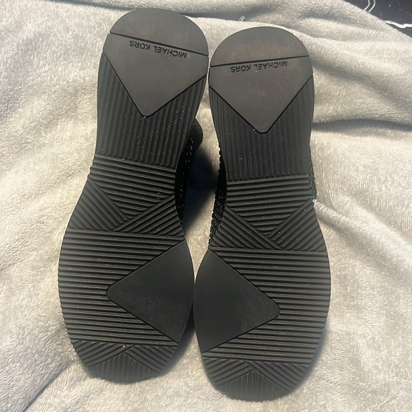 Michael Kors New black boots with bright sparkles - Picture 4 of 5